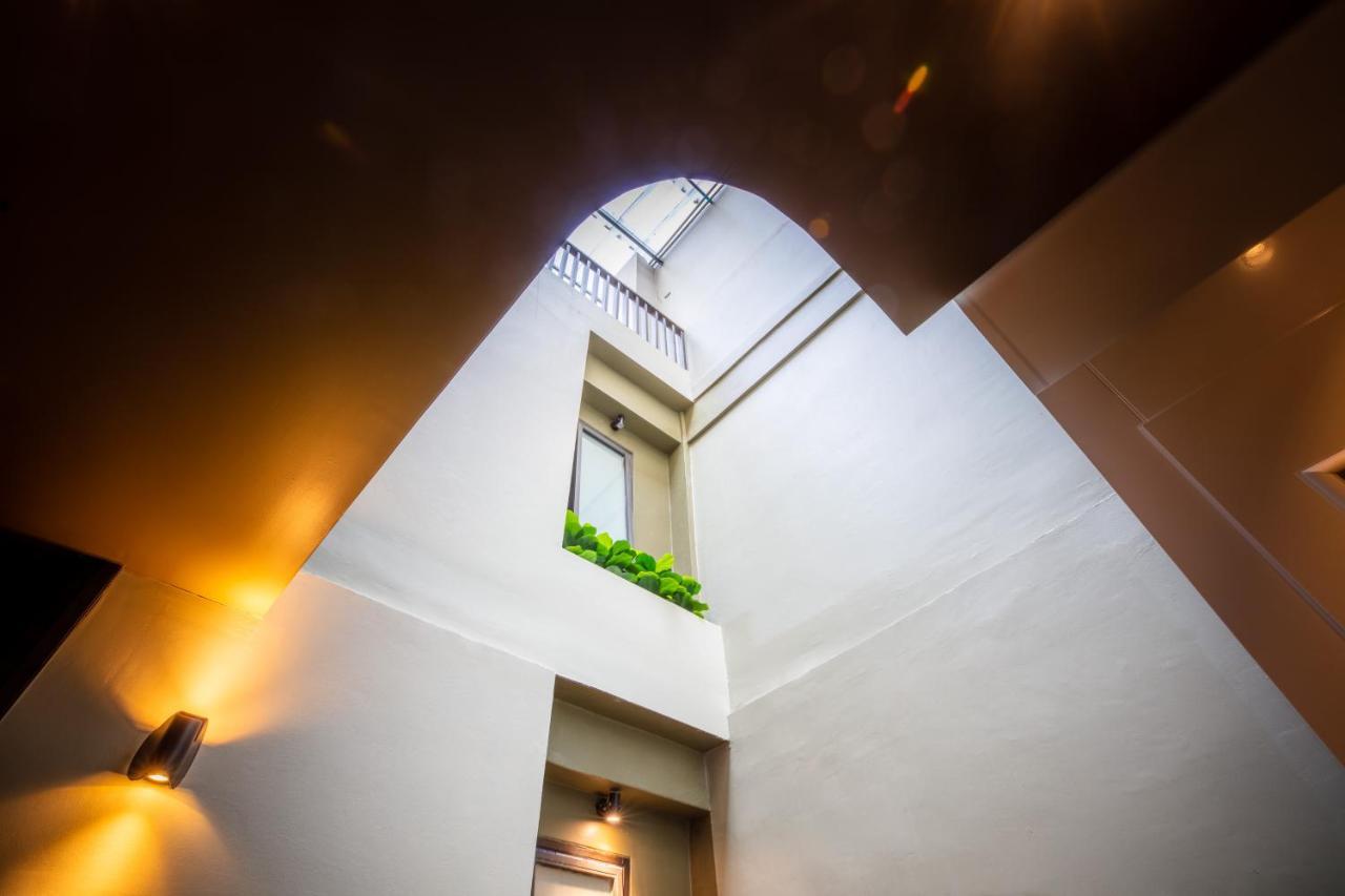 The Spades Private Residence Bangkok Extérieur photo